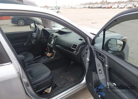 2017 Subaru Forester 2.0Xt Touring z USA, uszkodzony, nr VIN JF2SJGTC3HH439552